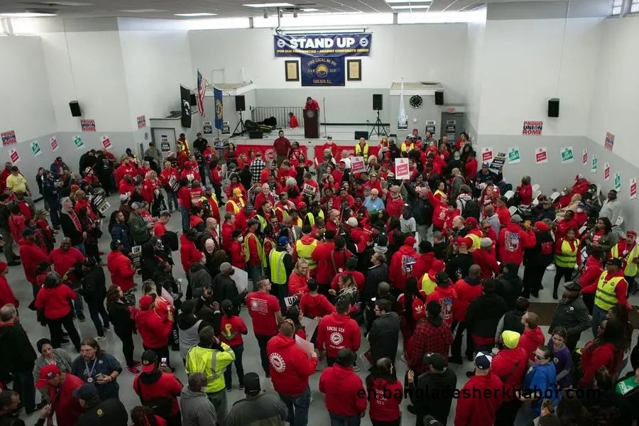 4,000 more autoworkers joining US strike: union